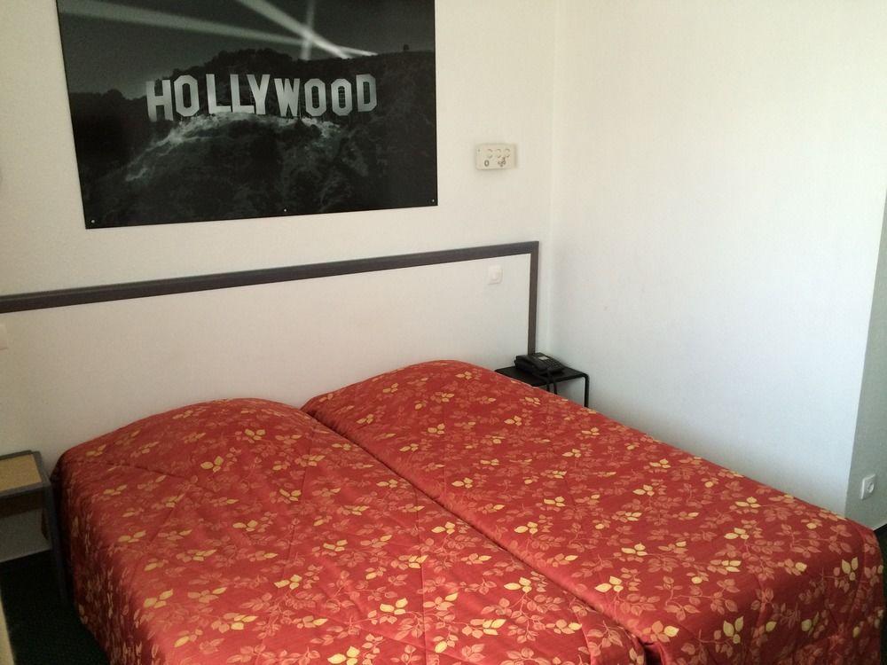Hotel Cinepole - Proche Paris Joinville-le-Pont Buitenkant foto