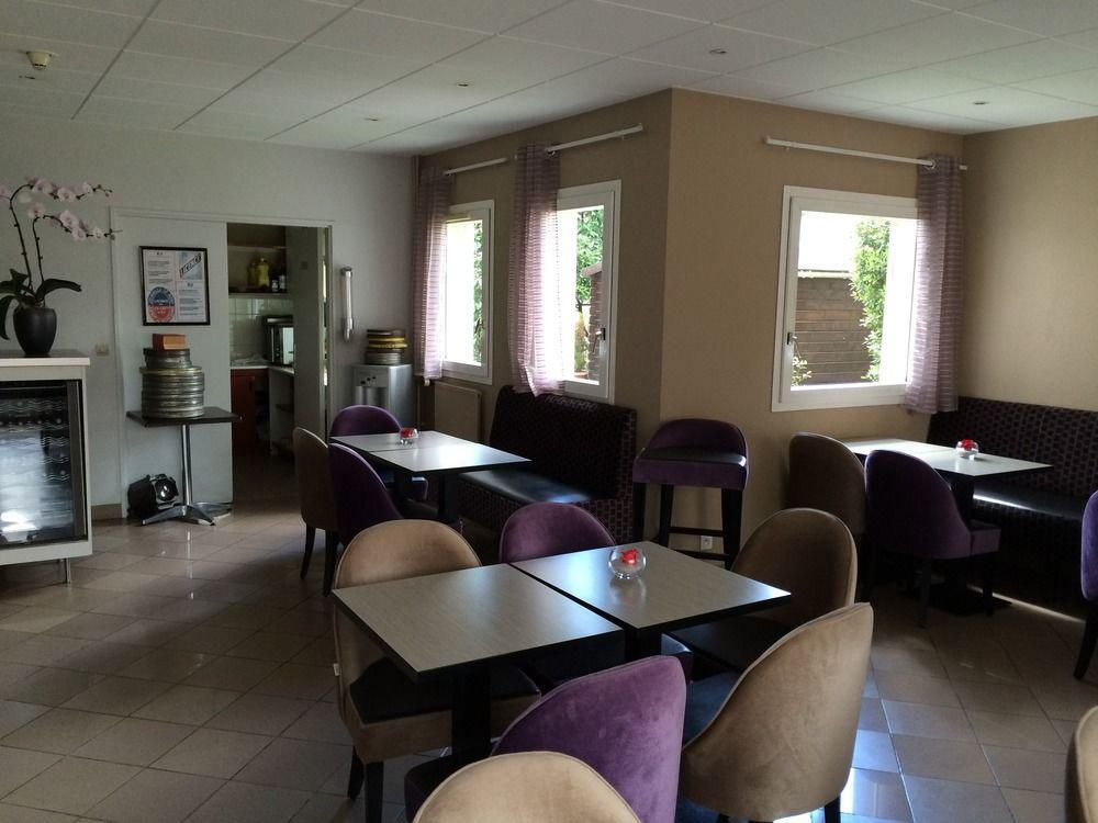 Hotel Cinepole - Proche Paris Joinville-le-Pont Buitenkant foto